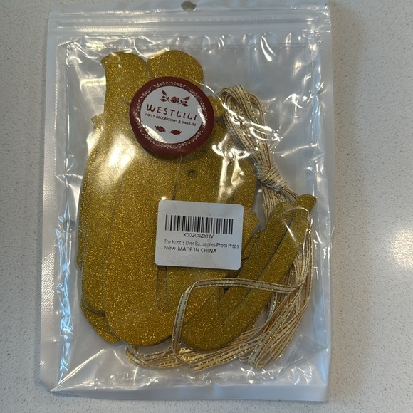 Hunt is over banner - Picture 2 of 2